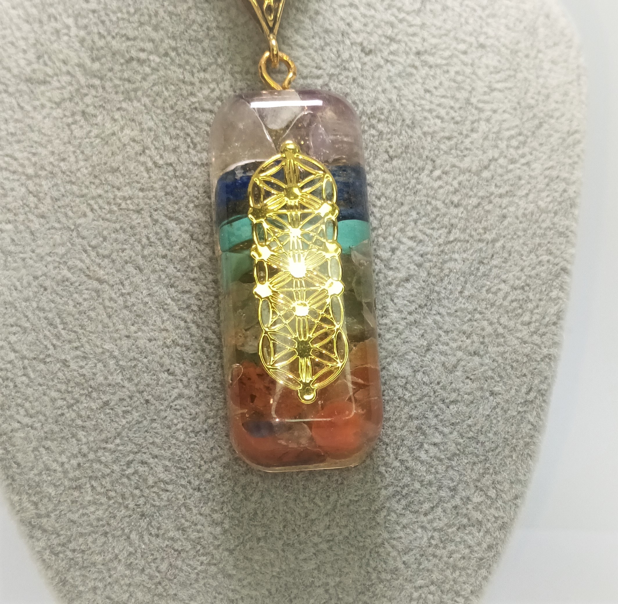 Pendentif orgone 7 chakras motif forme à géométrie sacrée – Image 3