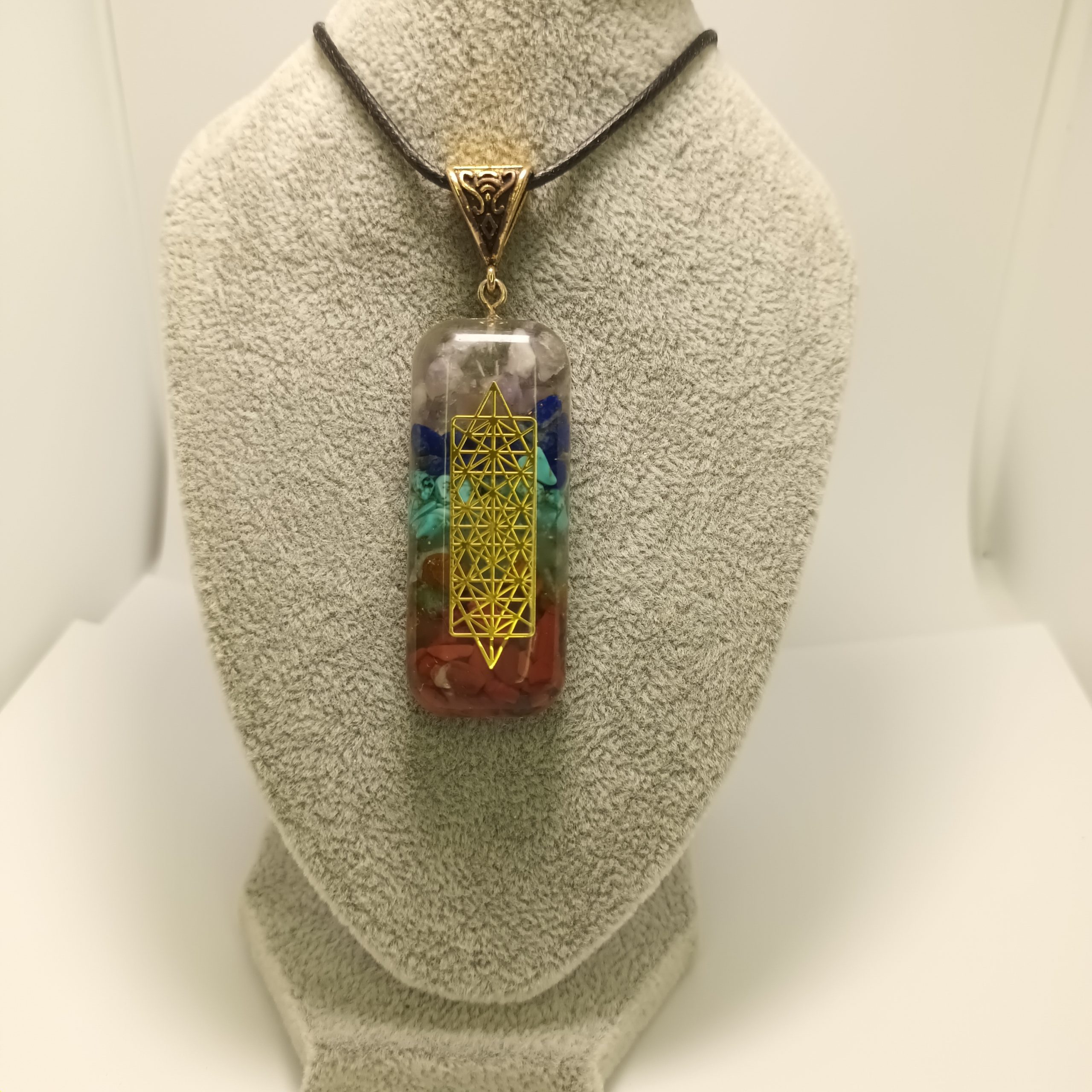 Pendentif orgone 7 chakras